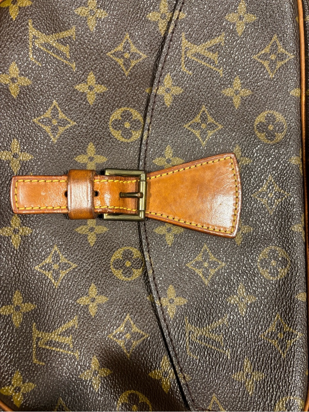 Louis Vuitton Jeune Fille GM - Picture 16 of 16